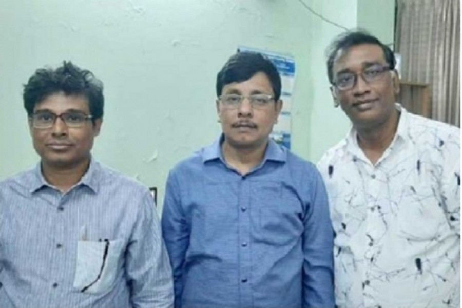 ডুয়েটের তিন অধ্যাপক