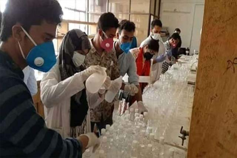 নোবিপ্রবি’র ল্যাবে এসব তৈরি করা হয়