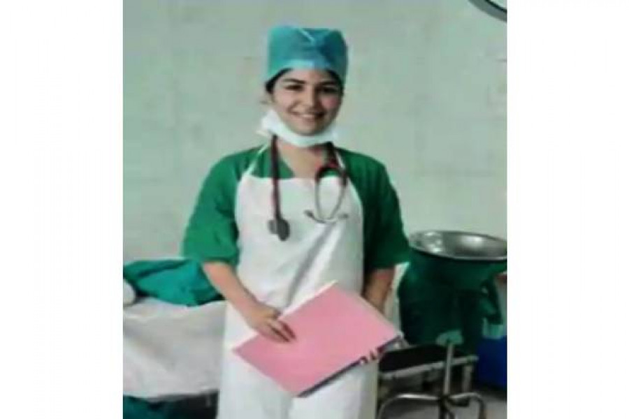 করোনায় শুটিং বন্ধ করে নার্সের কাজে যোগ দিলেন অভিনেত্রী