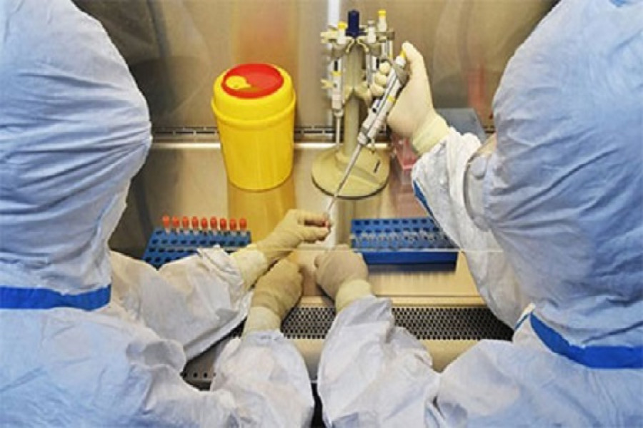 বাড়ি বাড়ি গিয়ে করোনা পরীক্ষা করবে স্বাস্থ্যকর্মীরা