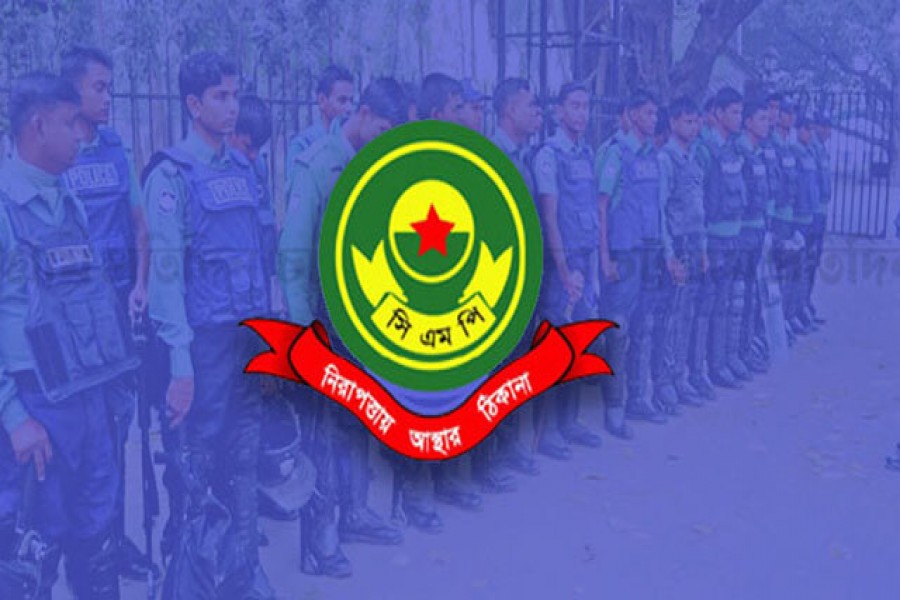 করোনায় অসহায় মধ্যবিত্ত পরিবারে খাদ্যসামগ্রী পৌছে দেবে পুলিশ