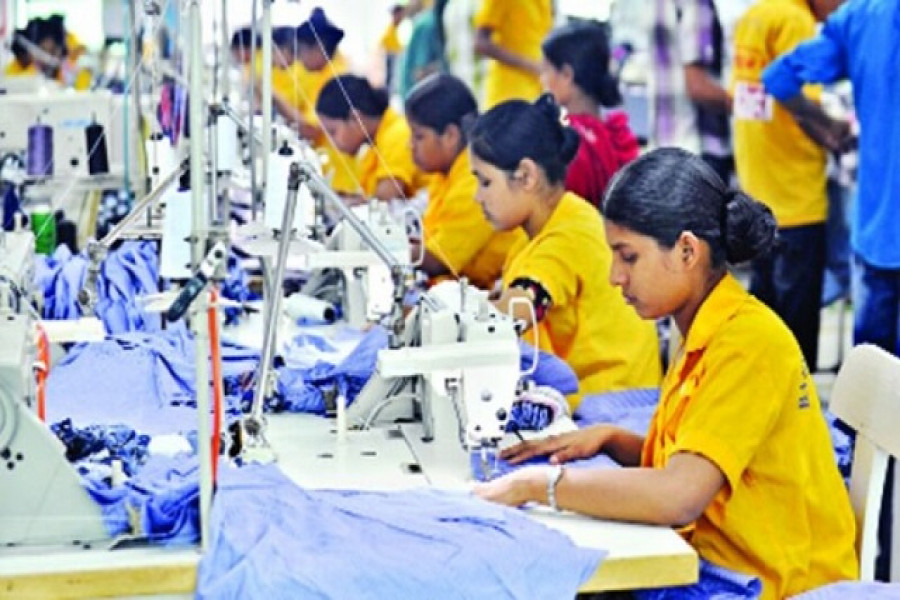 ছুটির মধ্যেই কারখানার শ্রমিক ছাঁটাইয়ের ঘোষণা ফ্যাশন ফোরামের