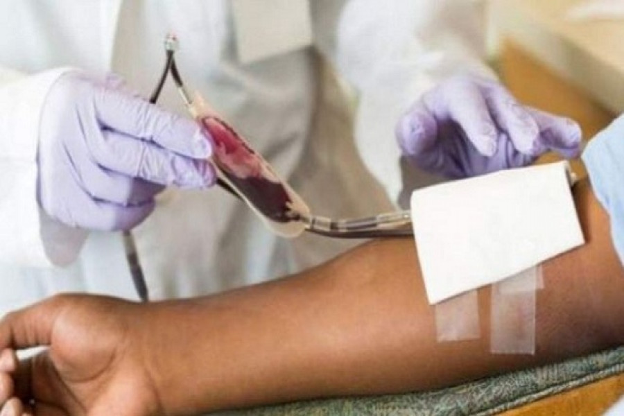 সুস্থ হয়ে উঠা রোগীর রক্তে বেঁচে যাচ্ছে আক্রান্তরা, রক্তদানের হিড়িক