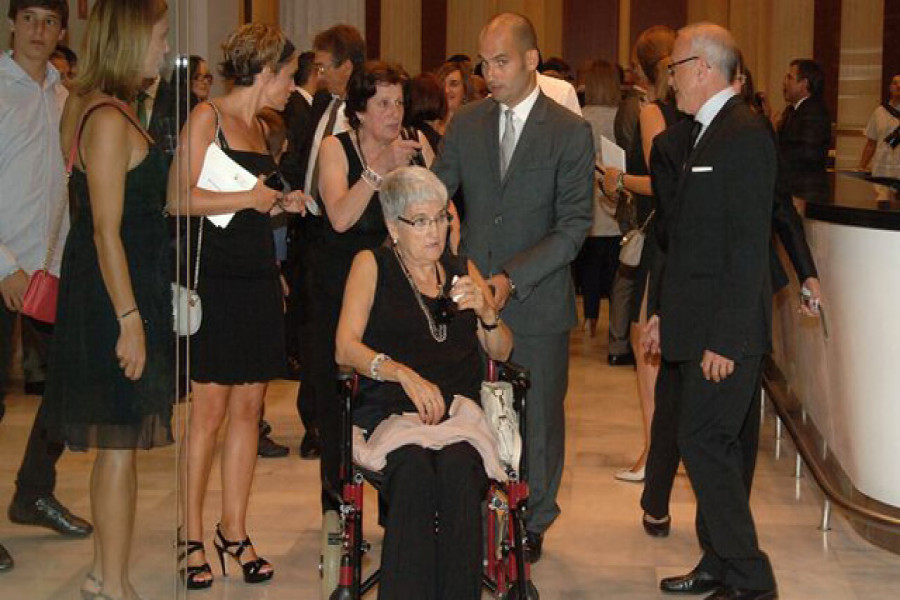 করোনায় মারা গেলেন পেপ গার্দিওলার মা