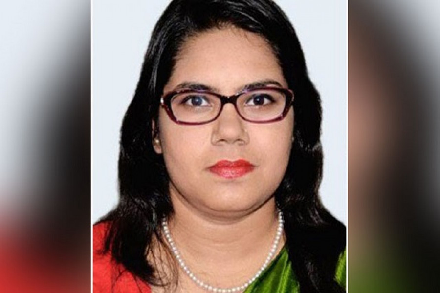 মা ও স্বামীসহ করোনায় আক্রান্ত ম্যাজিস্ট্রেট, আবেগঘন স্ট্যাটাস