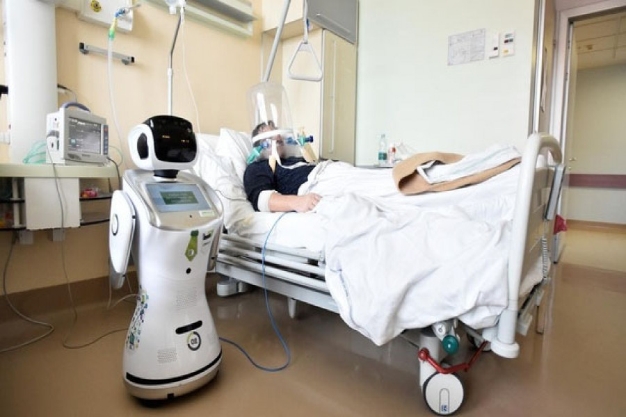 ইতালিতে করোনাভাইরাস রোগীর দেখভালে রোবট টমি