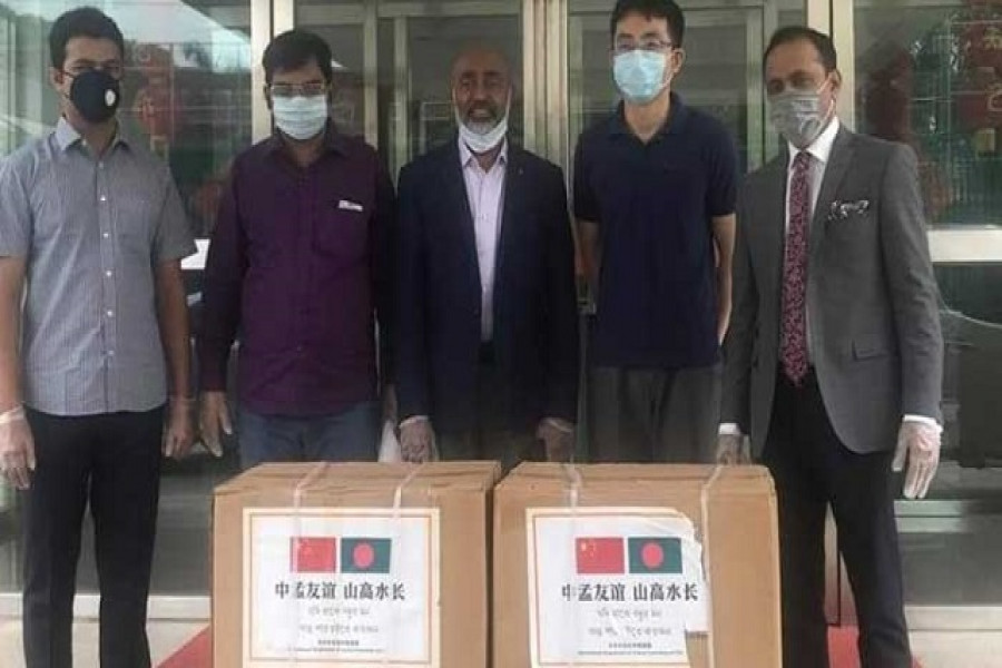 বিএনপিকে চীনা কমিউনিস্ট পার্টির ১০ হাজার মাস্ক