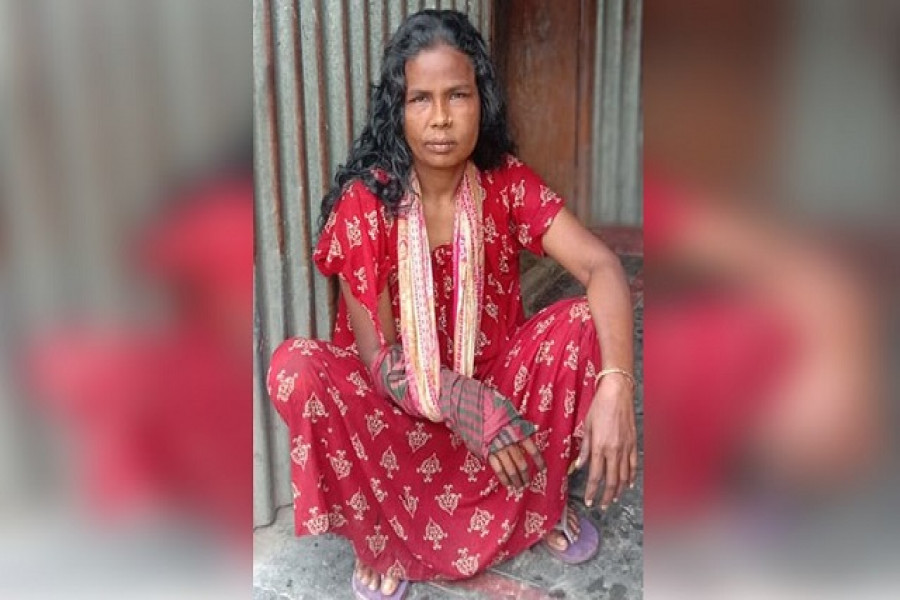 ভাড়া দিতে দেরি হওয়ায় ভাড়াটিয়াকে পিটিয়ে হাত ভেঙ্গে দিলেন বাড়ির মালিক