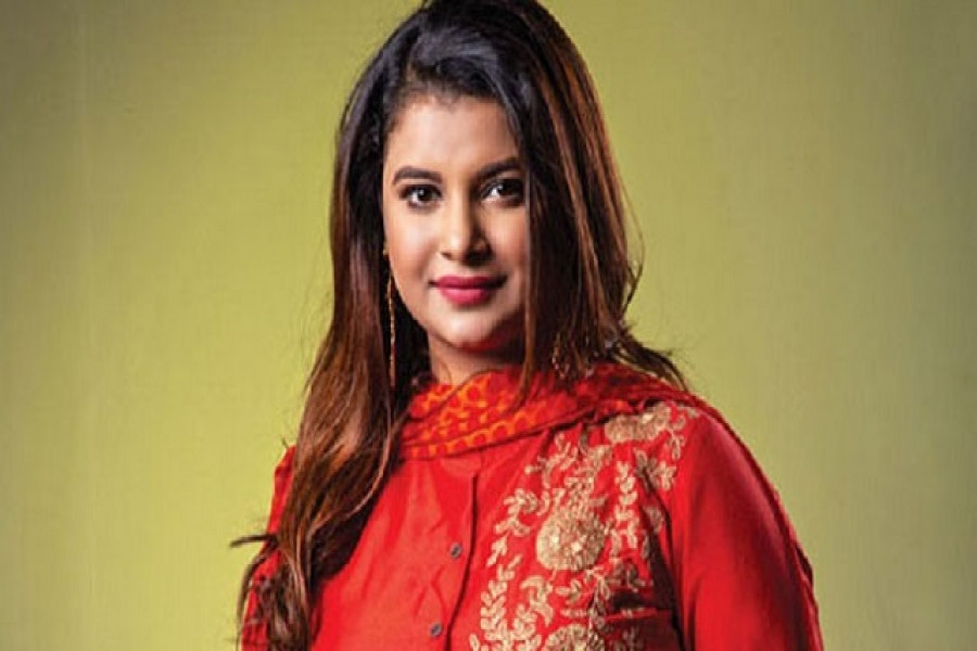 একটু একটু করে কোরআন তিলাওয়াত করি জানালেন শবনম ফারিয়া 