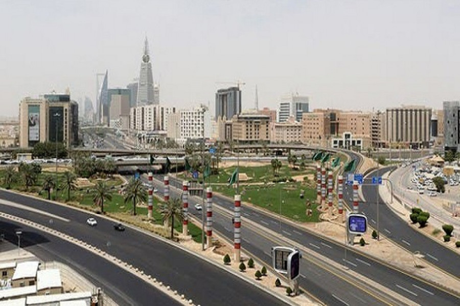 মক্কা বাদে সৌদি আরবে কারফিউ শিথিল