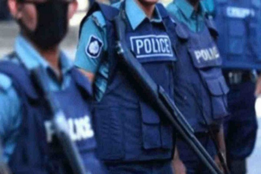 ২৪ ঘণ্টায় পুলিশের আরো ৯৫ সদস্য করোনায় আক্রান্ত