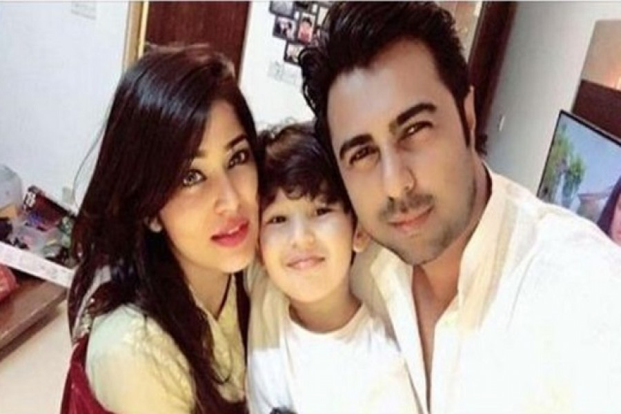 ৯ বছরের সংসার ভাঙা নিয়ে অপূর্বের স্ট্যাটাস