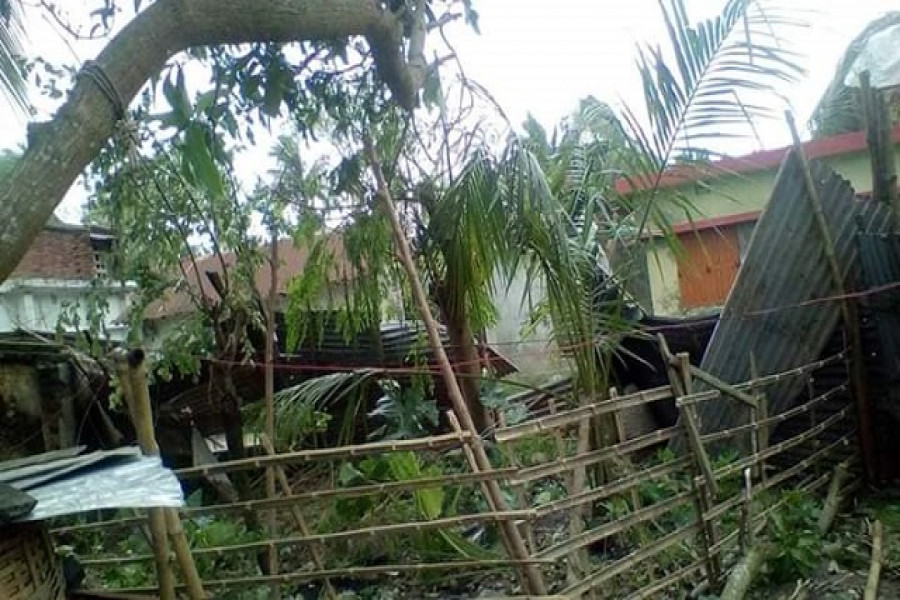 যশোরে আম্পানে ৬ জনের মৃত্যু, ব্যাপক ক্ষয়ক্ষতি