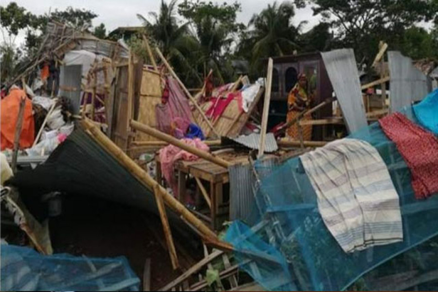 ঘূর্ণিঝড় আম্পানে কেড়ে নিল ২২ প্রাণ