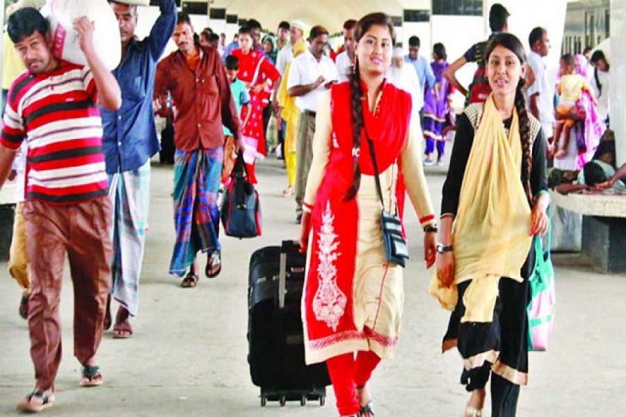 ঈদে বাড়ি ফেরা যাবে নিজস্ব পরিবহনে, থাকবে না পুলিশি বাধা