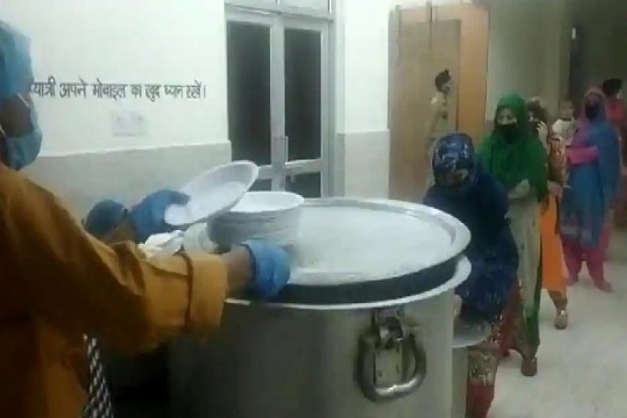 মুসলিমদের সেহরি ইফতারি জোগাচ্ছেন মন্দির কর্তৃপক্ষ