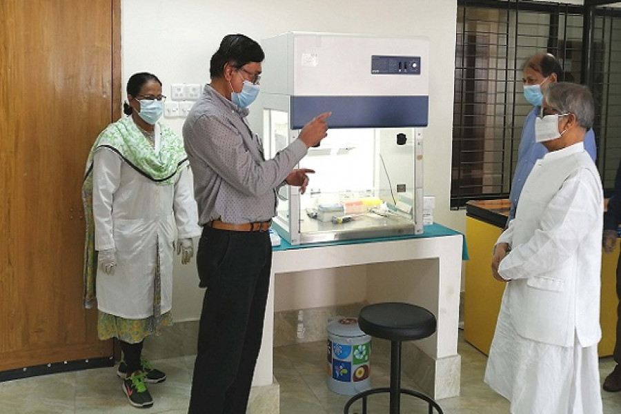 টাকা নেই, ১ জুন থেকে বন্ধ হতে পারে ঢাবির করোনা পরীক্ষা!