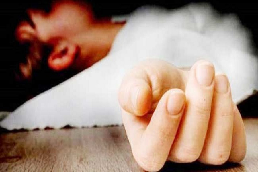 ফেল করে আত্মহত্যা করল স্কুলছাত্রী