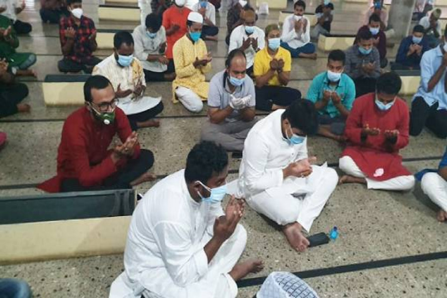 শেখ হাসিনার দীর্ঘায়ু কামনা করে ছাত্রলীগের দোয়া মাহফিল