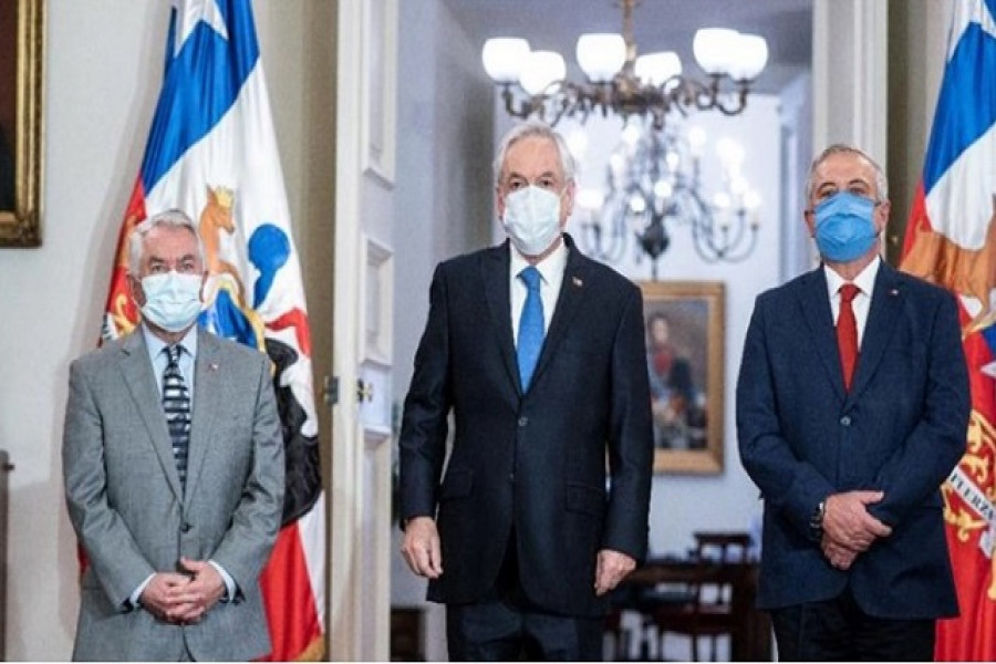 করোনা নিয়ন্ত্রণে ব্যর্থ হওয়ায় চিলির স্বাস্থ্যমন্ত্রী বরখাস্ত