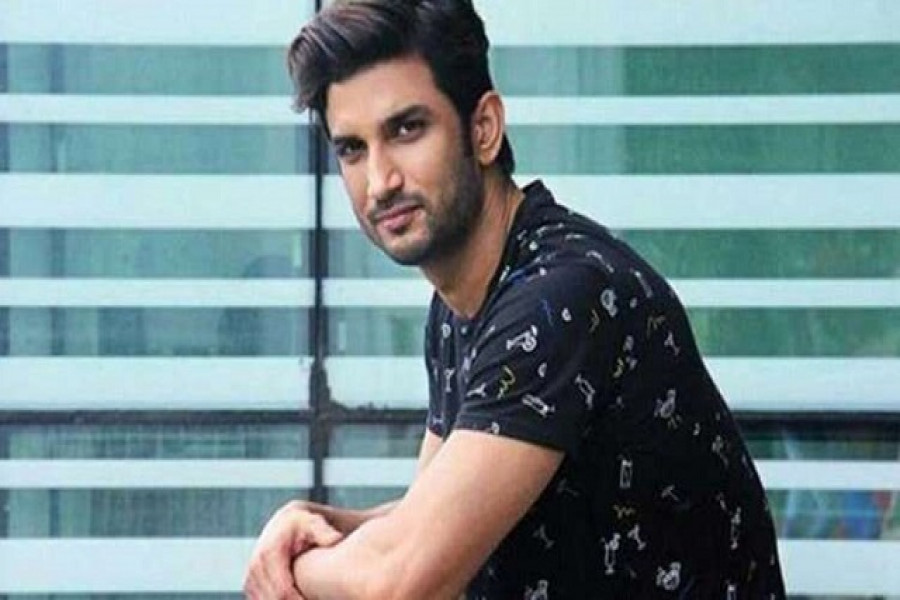 সকাল গড়িয়ে দুপুর; এরপরও দরজা না খোলায় মনে কু-ডাক দেয়— পরিচারকের বর্ণনা