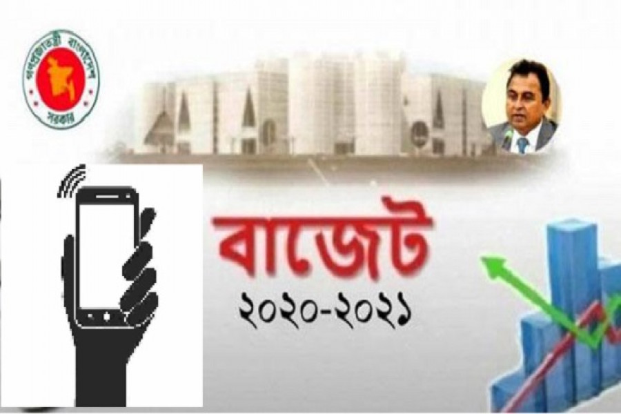 মোবাইলে কথা বলতে ও ইন্টারনেটে বাড়তি টাকা গুনতেই হচ্ছে