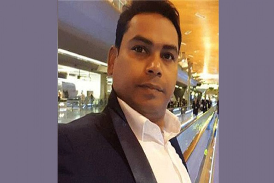 আদালত প্রাঙ্গণেই গায়ে আগুন দিয়ে ‘আত্মহত্যার চেষ্টা’ আ.লীগ নেতার 