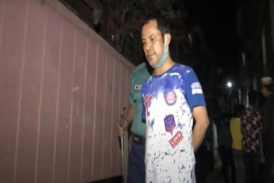 ভাড়ার জন্য সনদ-মালামাল ডাস্টবিনে, কারাগারে হোস্টেল তত্ত্বাবধায়ক