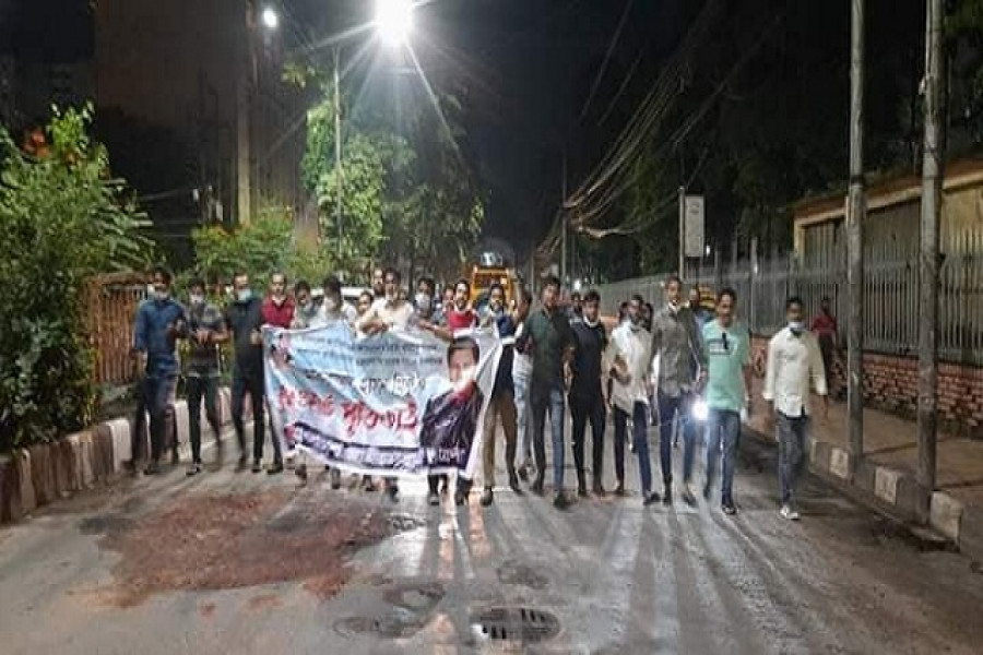 ছাত্রদলের সাবেক সাধারণ সম্পাদক আকরামকে গ্রেপ্তারের প্রতিবাদে ঢাকায় বিক্ষোভ