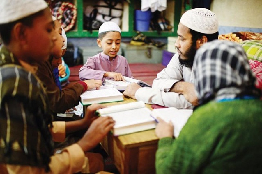 কওমি মাদ্রাসার আয়ে বড় ধাক্কা