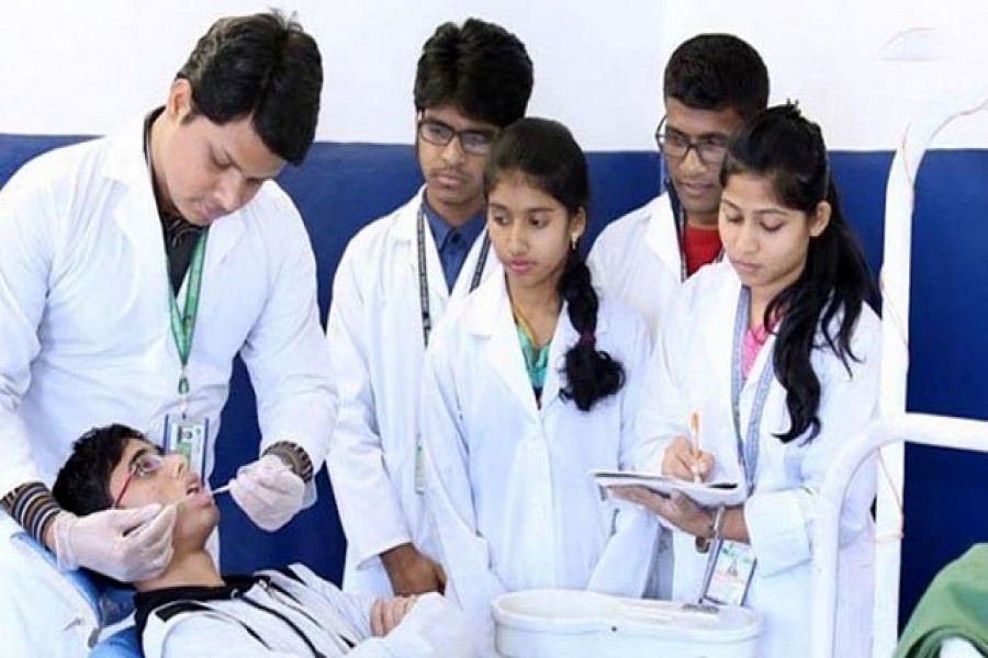 গবেষণা: মেডিকেলের ৭০ শতাংশ শিক্ষার্থীই স্বাস্থ্যবিধি মানেন না