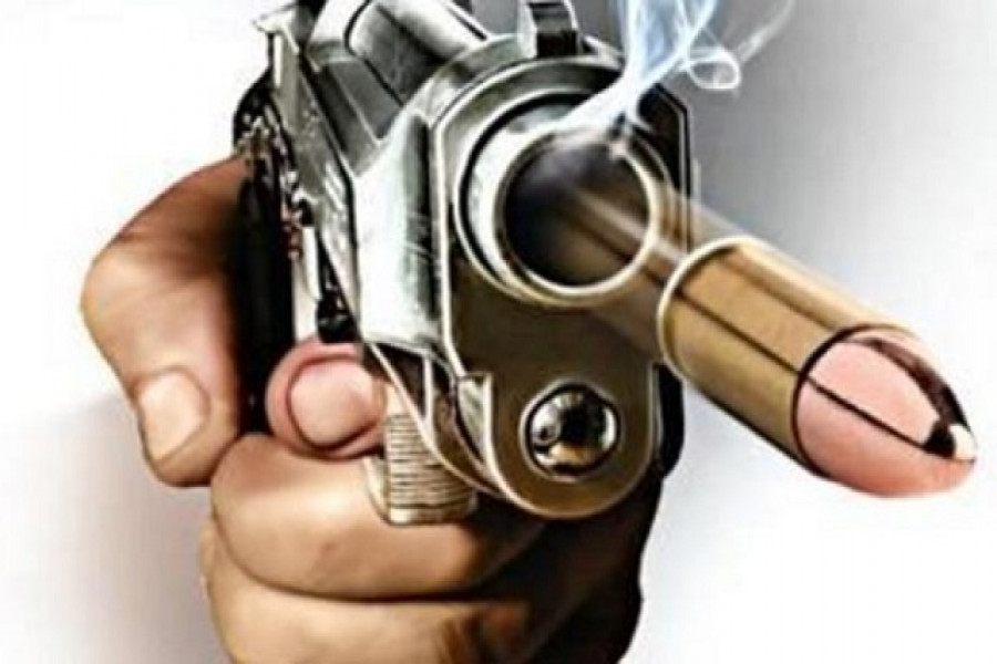 খুলনায় বাড়ির সামনে গুলিবিদ্ধ স্কুলছাত্রী