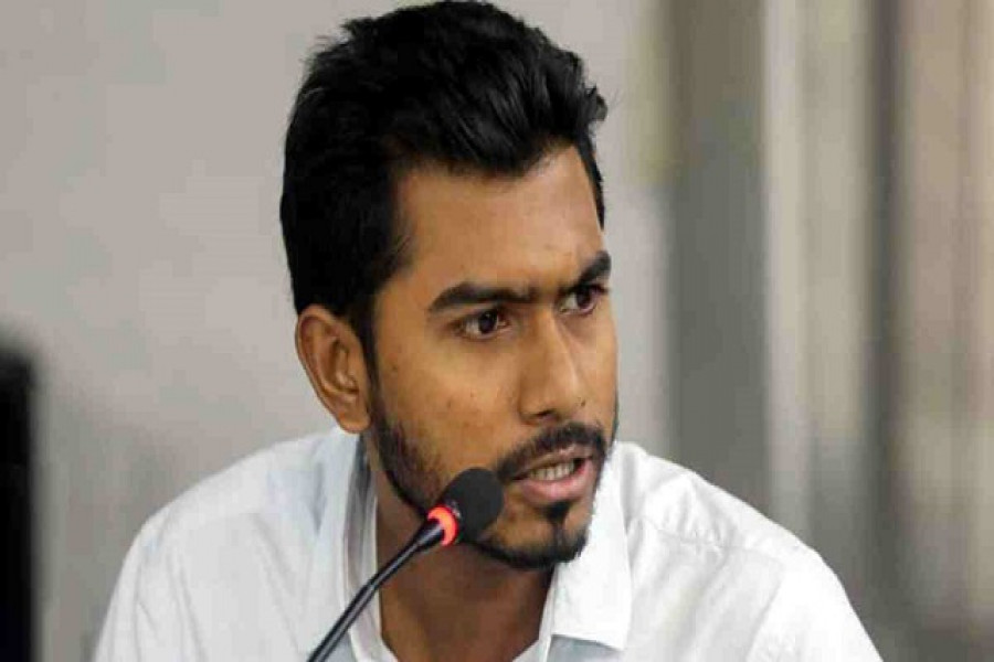 ফেসবুকে দুই-চার লাইন লেখার কারণে কারাগারে যেতে হয়: নূর