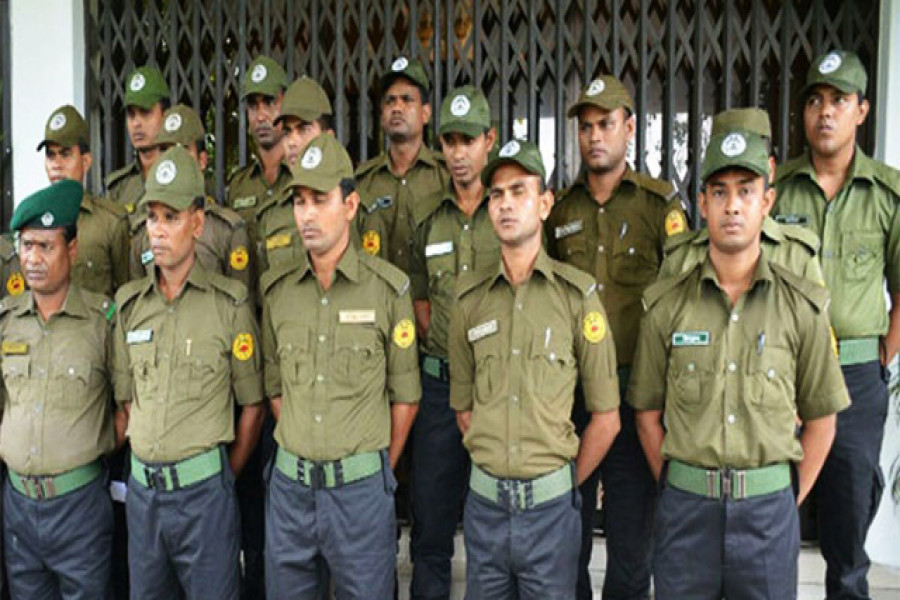 সব ইউএনওর বাসভবনের নিরাপত্তা দেবে আনসার