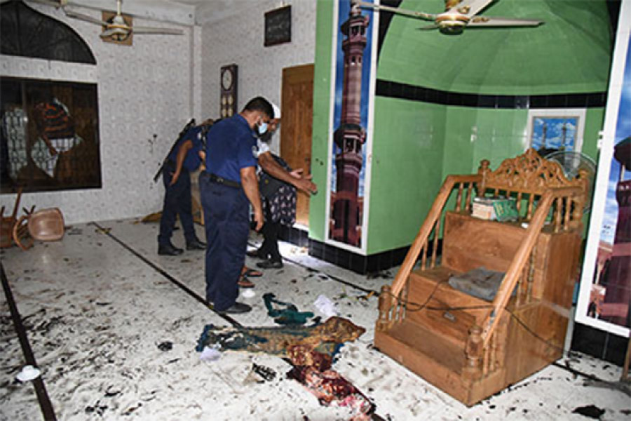 মসজিদে বিস্ফোরণ: তিতাসের ৮ কর্মকর্তা-কর্মচারী বরখাস্ত