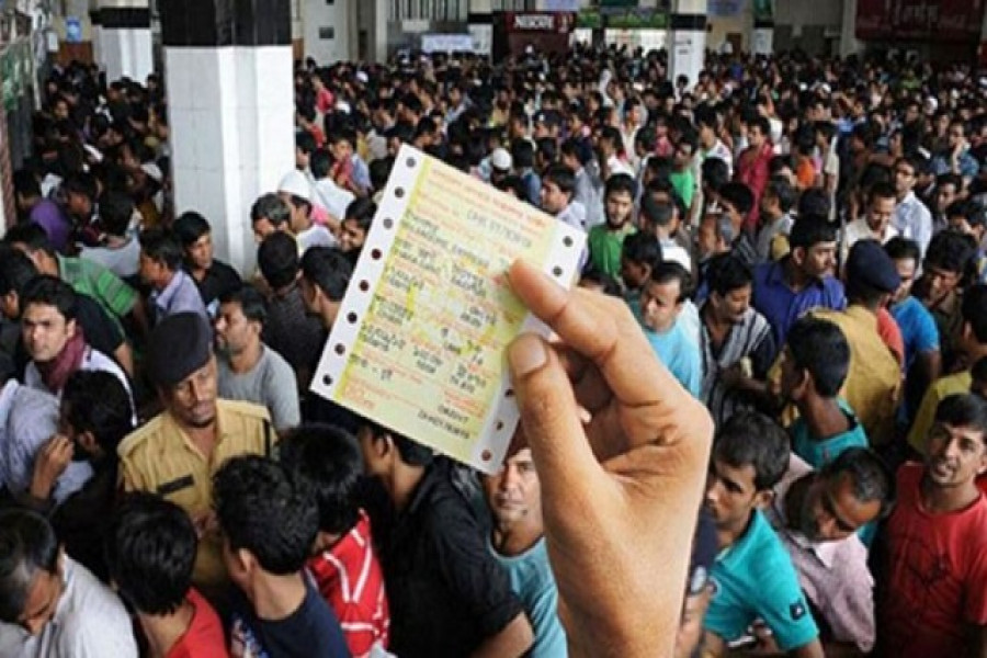 কাউন্টারেও পাওয়া যাবে ট্রেনের টিকিট