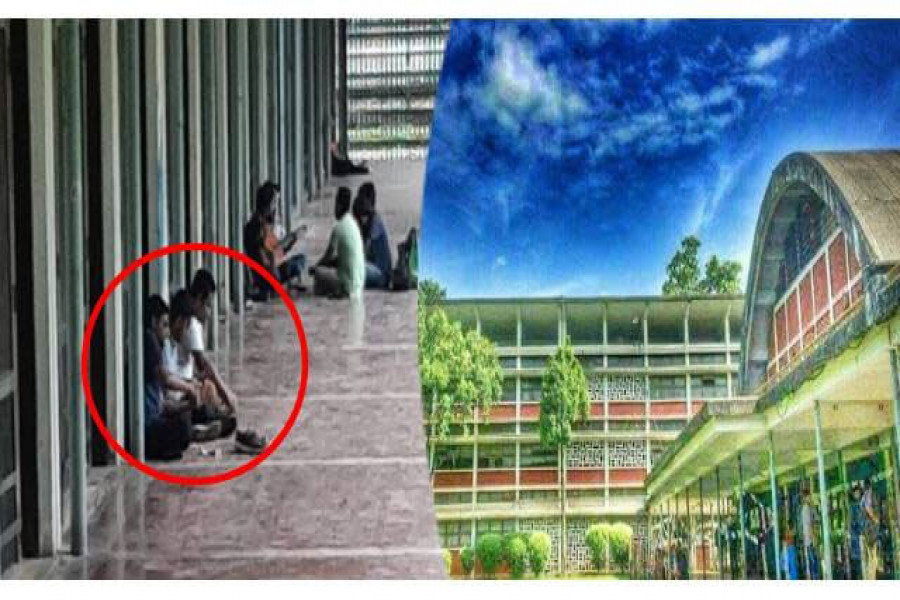 তিনজন বসে টিএসসিতে গাঁজা সেবন করছেন