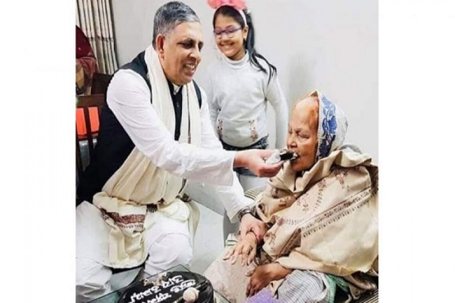 করোনায় মারা গেলেন বাহাউদ্দিন নাছিমের মা