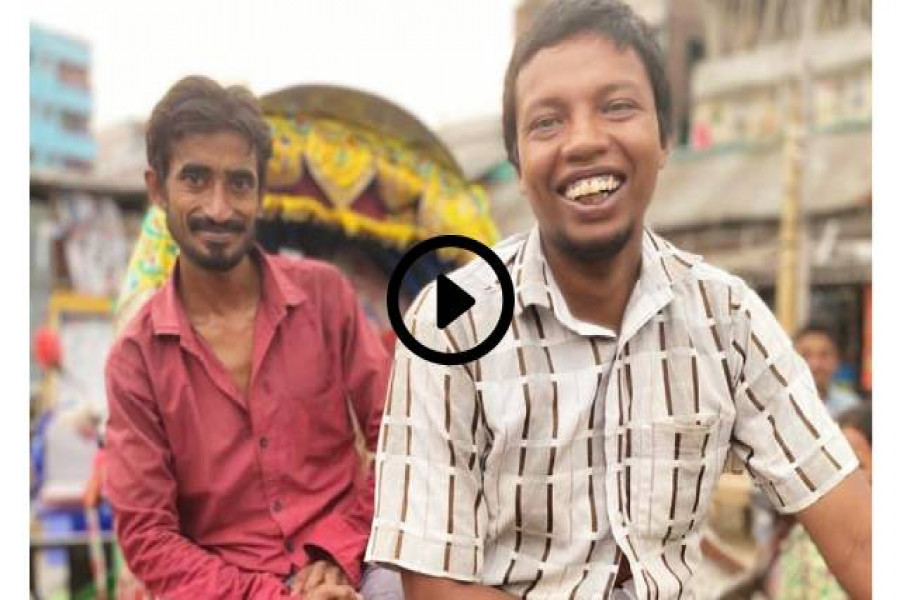 রিকশা পেলেন ‘নন-ভাইরাল’ প্রতিবন্ধী সুমনও