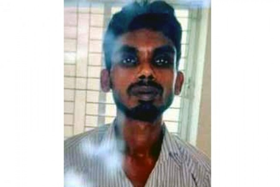 ঘরে ঢুকে এনজিও কর্মীকে দল বেঁধে ধর্ষণ, ভিডিওচিত্র ধারণ