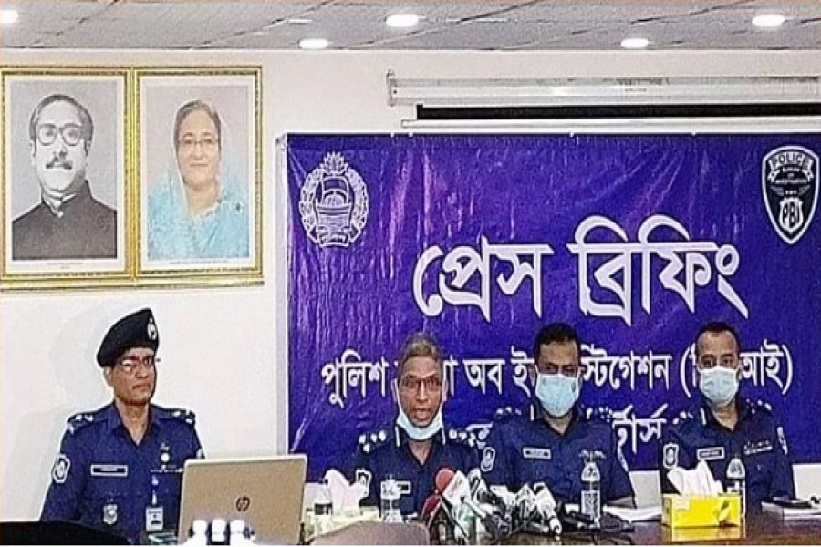 ধানমন্ডিতে অবস্থিত পিবিআইয়ের প্রধান কার্যালয়ে সংস্থাটির প্রধান ডিআইজি বনজ কুমার মজুমদার এক সংবাদ সম্মেলনে এক প্রশ্নের জবাবে এসব কথা বলেন