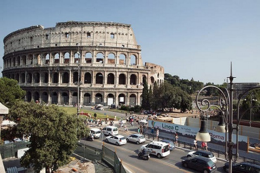 বাংলাদেশীদের ফ্লাইটে নিষেধাজ্ঞা তুলে নিল ইতালি