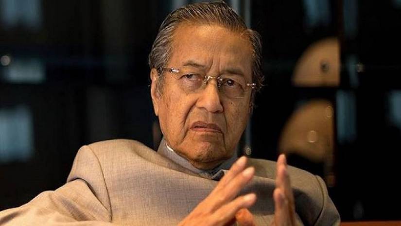 মহাথিরের মন্তব্য সরিয়ে ফেলল টুইটার 