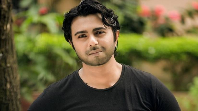 করোনায় আক্রান্ত হয়ে আইসিইউতে অপূর্ব