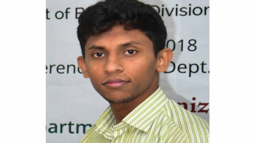 আগামী ৮ নভেম্বর মিয়ানমারের পার্লামেন্ট নির্বাচন। করোনার মধ্যে এ নির্বাচন আন্তর্জাতিক পরিমন্ডলে বিতর্কের সৃষ্টি করেছে। কিন্তু বিতর্কের চেয়েও বড় উদ্বেগের ক্ষেত্র হচ্ছে নির্বাচনে অংশগ্রহণকারী দলগুলোর জাতি-বিদ্বেষের রাজনীতি। যেন নির্বাচনকে সামনে রেখে মিয়ানমার সরকার, সামরিক বাহিনী ও অন্যান্য দলগুলো একত্রিত হয়েছে রোহিঙ্গাদের বিরুদ্ধে ঘৃণা ছড়াতে।