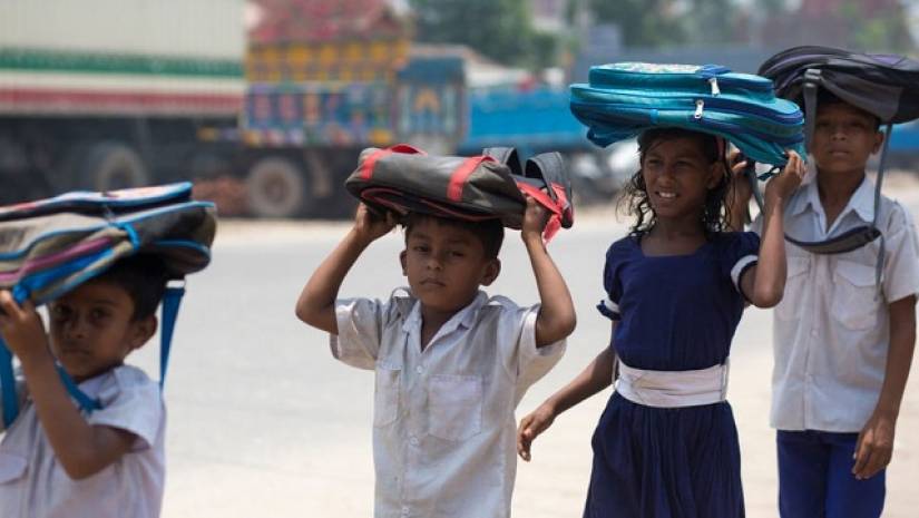 কবে আবার এভাবে স্কুল যেতে পারবে তারা— প্রতীক্ষা সেই দিনের
