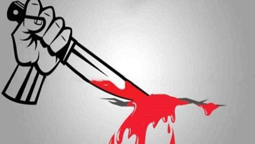 কলেজ অধ্যক্ষকে কুপিয়ে জখম