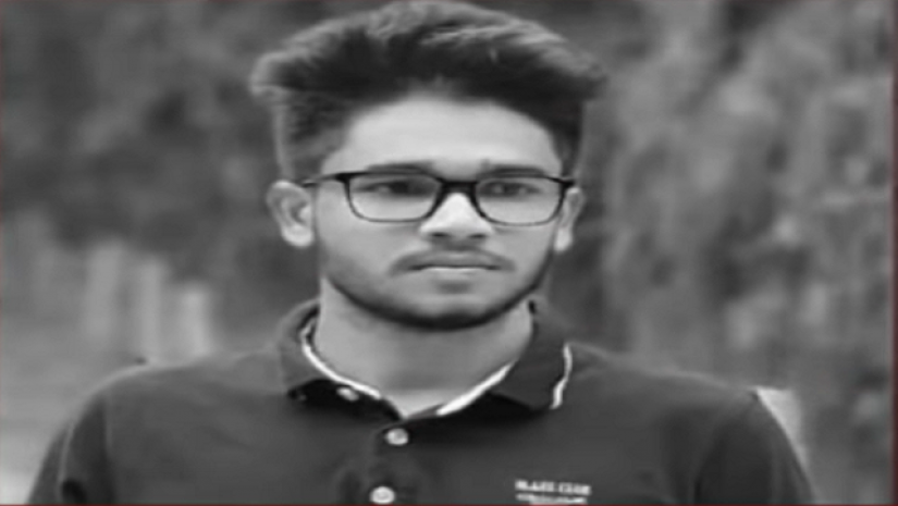 বিদেশে পড়তে যাওয়া হলো না মুন্নার