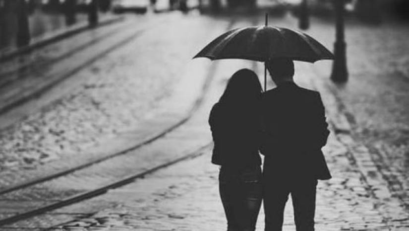 গান ‘নভেম্বর রেইন’ আর নভেম্বর মাসের বৃষ্টিতে ভিন্নতা