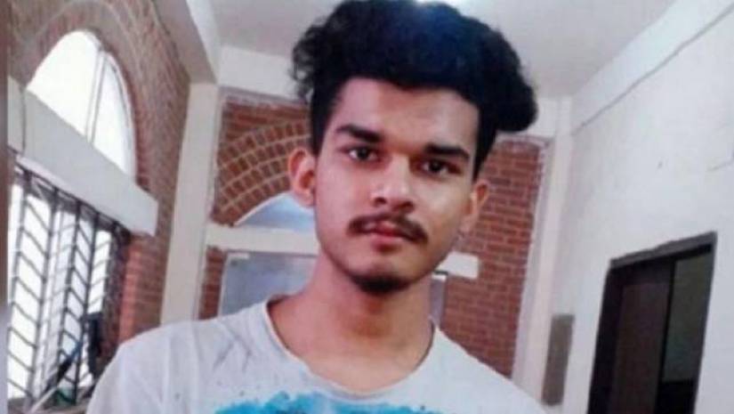 মুন্নার বিচার চাইলেন তার বাবা